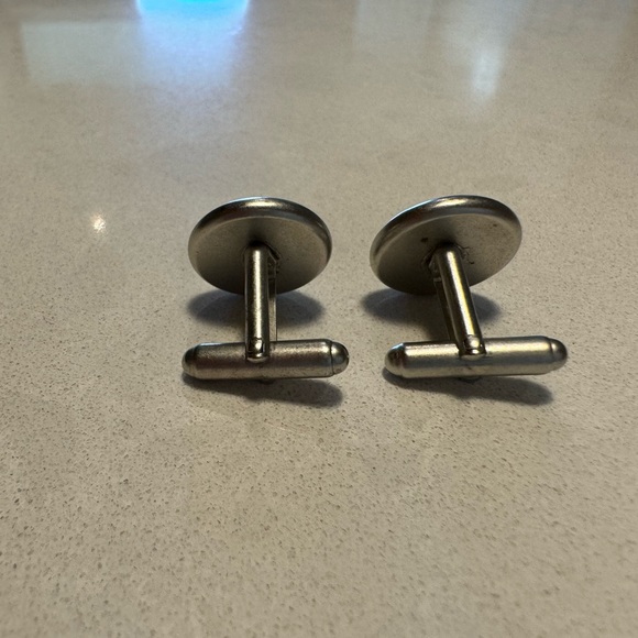 J. J. Weston & Co Airplane Cufflinks - Picture 3 of 5